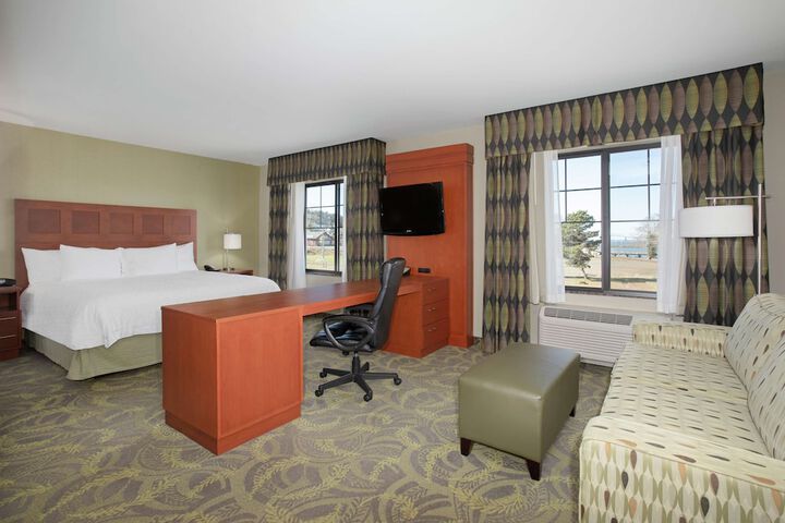 Room 54 of 80