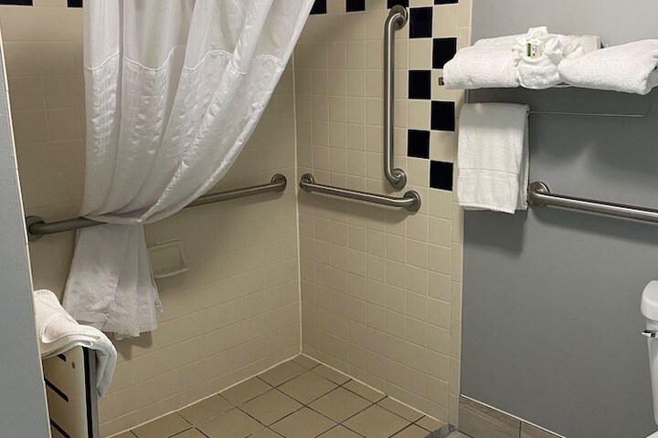 AmericInn by Wyndham Webster City