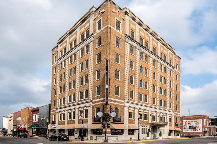 Hotel Bothwell Sedalia Central District an Ascend Collection Hotel
