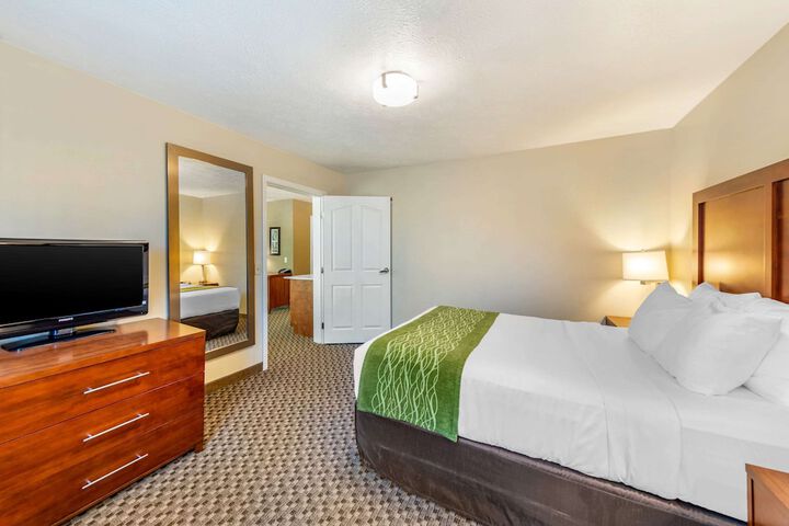 Room 16 of 37