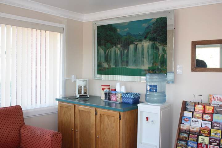 Hotel Interior 22 of 107