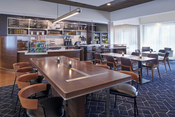 Courtyard by Marriott Detroit Livonia
