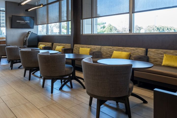 Hotel Interior 11 of 41