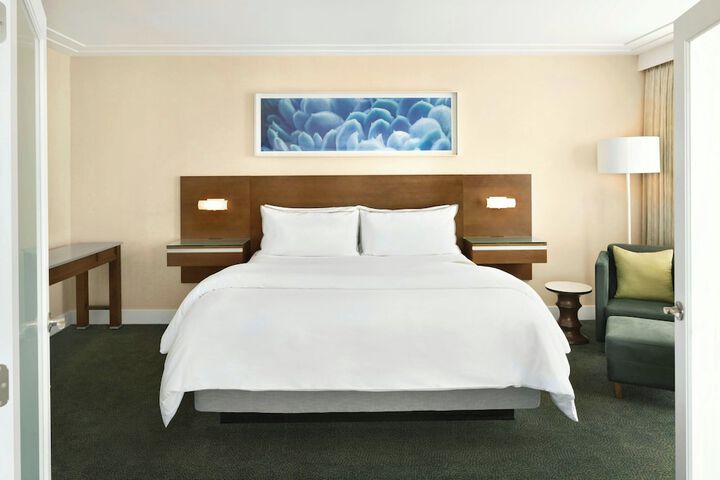The Westin Wall Centre Vancouver Airport