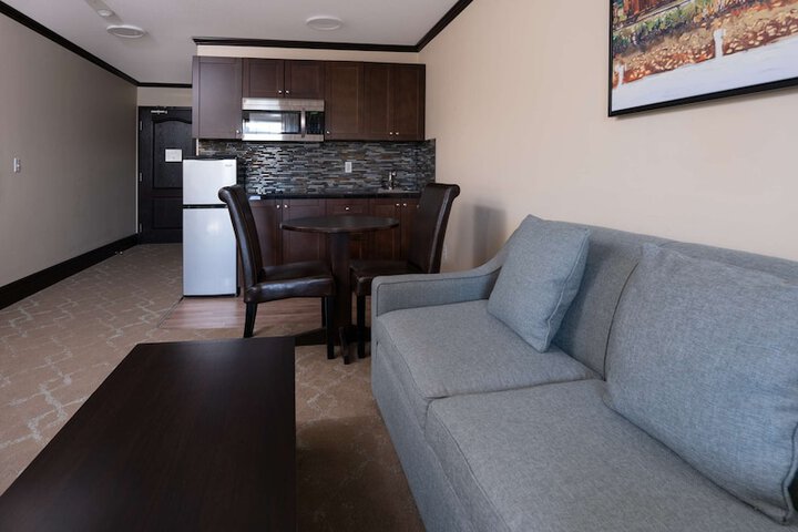 Prestige Rocky Mountain Resort Cranbrook WorldHotels Crafted