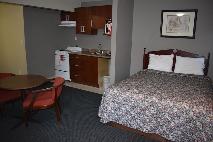 Room 16 of 24