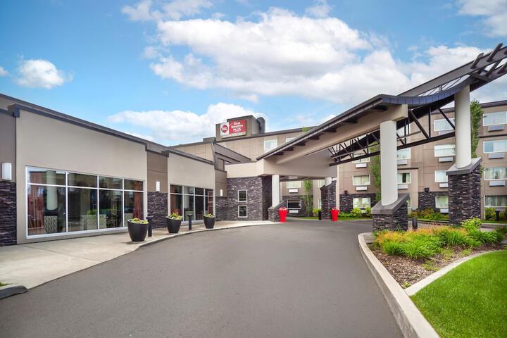 Best Western Plus Edmonton Airport