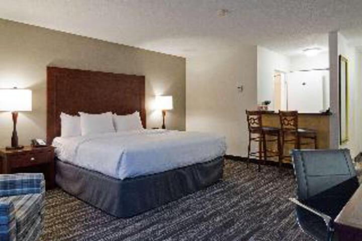 Emerald River Hotel