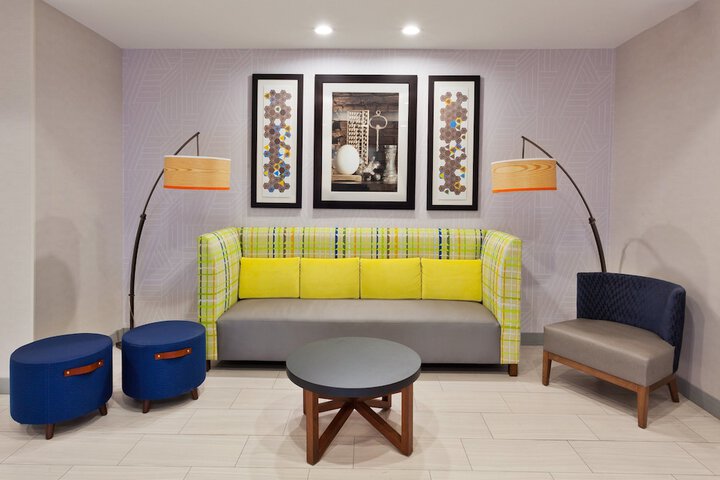 Hotel 2 of 42