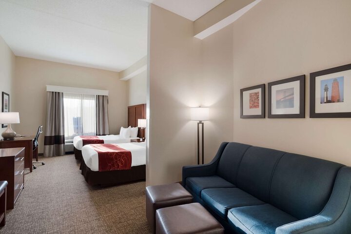 Room 12 of 25