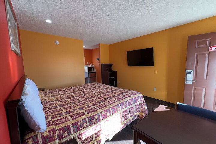 Room 25 of 26