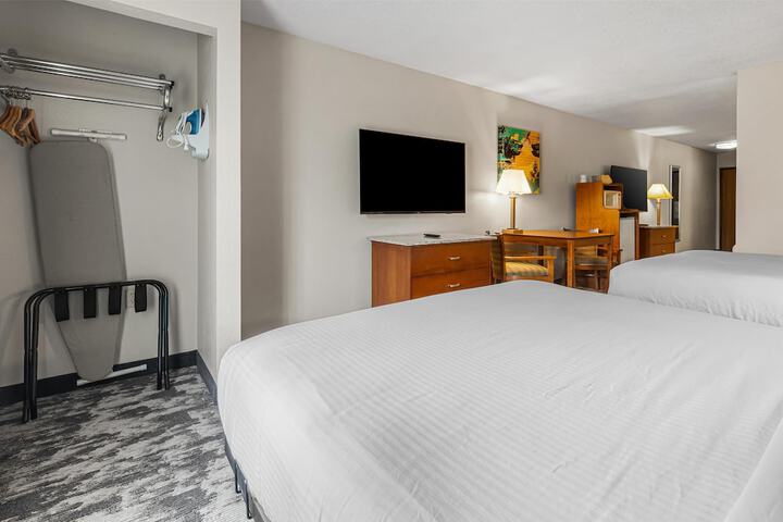 Best Western Ambassador Inn & Suites