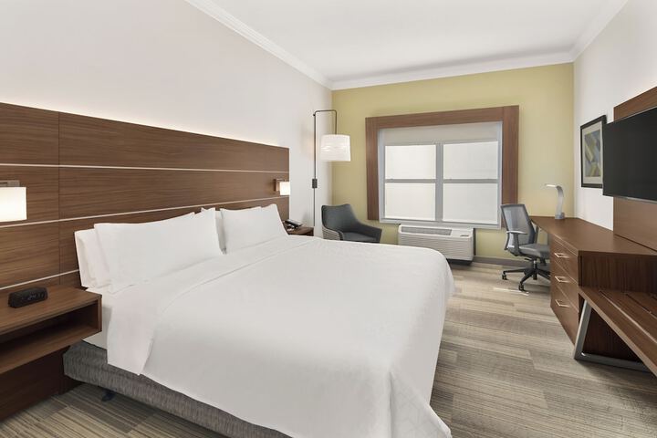 Room 13 of 47