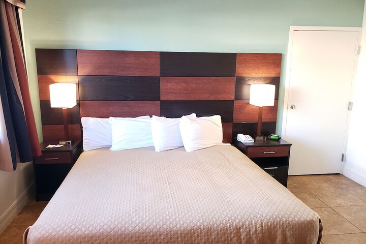 Oceanfront Inn and Suites