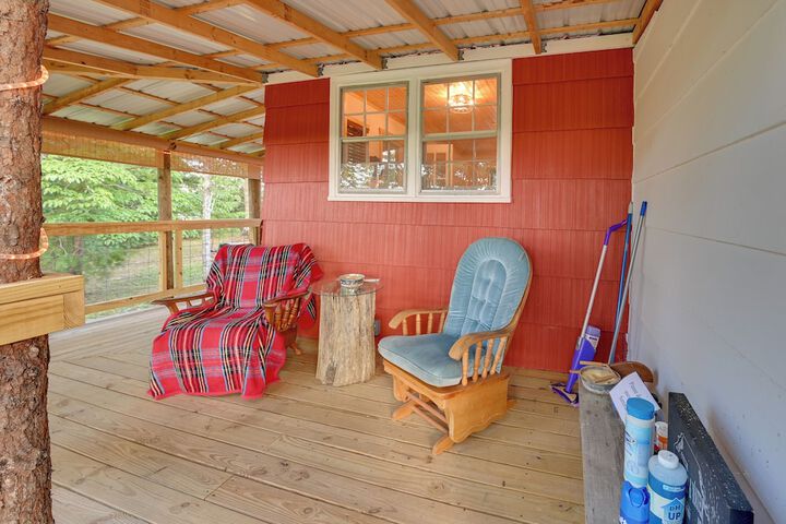 Cozy Beattyville Cabin w / Fire Pit