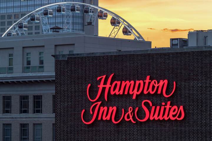 Hotel 5 of 56