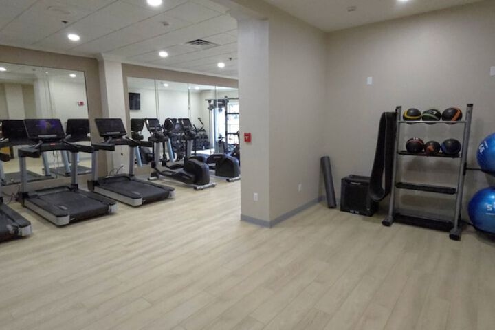 DoubleTree Suites by Hilton Hotel Mt. Laurel
