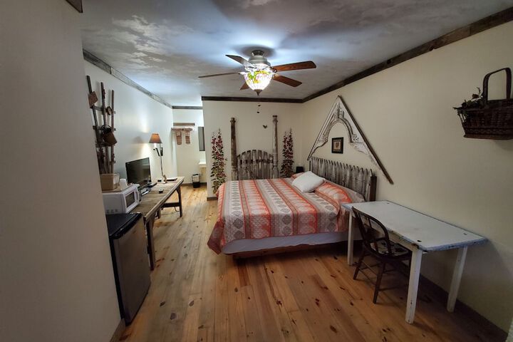 Room 9 of 55