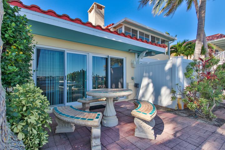 Tortuga Inn Beach Resort