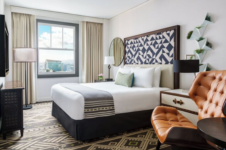 Room 55 of 106