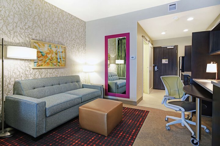 Room 26 of 45
