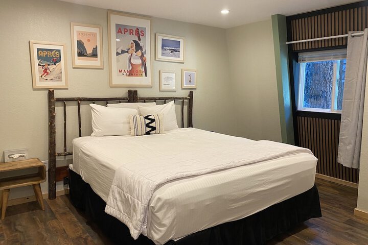 Room 32 of 126