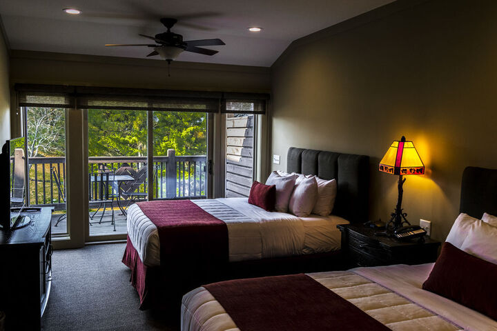 REDTAIL MOUNTAIN RESORT