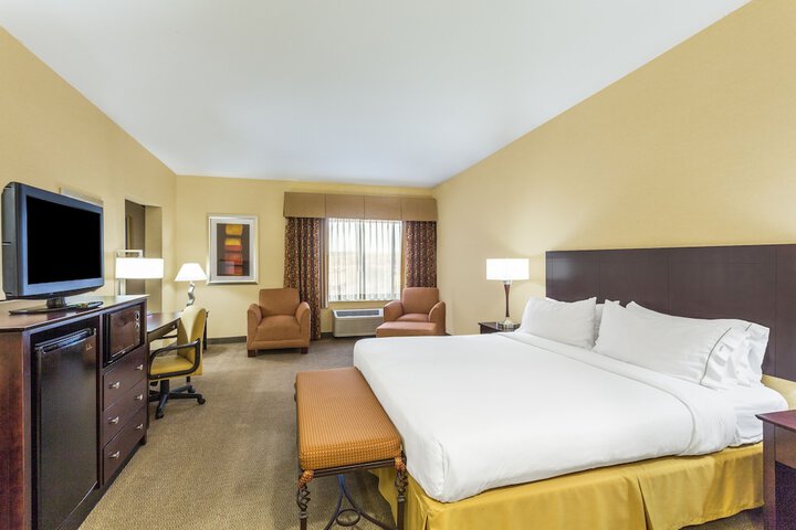Holiday Inn Express & Suites Nogales by IHG