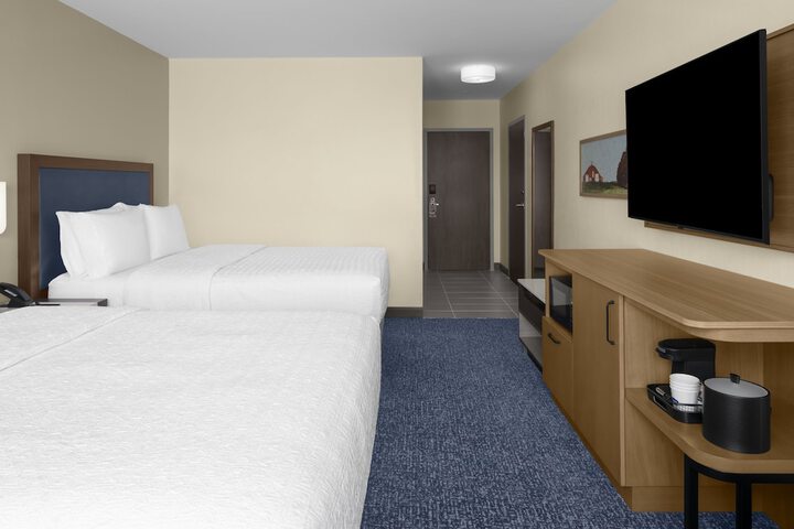 Hampton Inn & Suites by Hilton Long Island Farmingdale