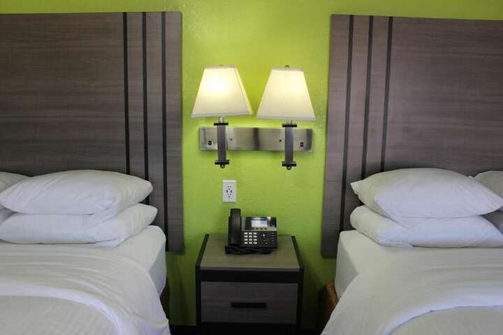 Room 22 of 46