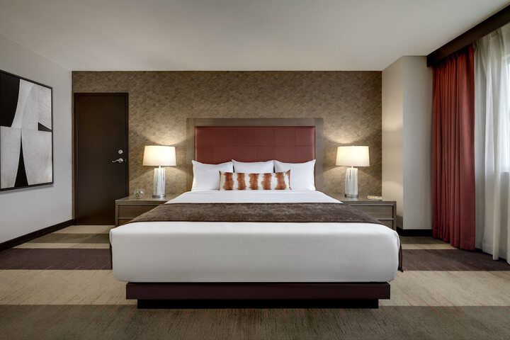 Room 21 of 83