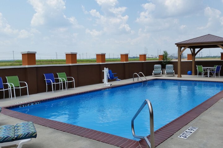Days Inn & Suites by Wyndham Thibodaux