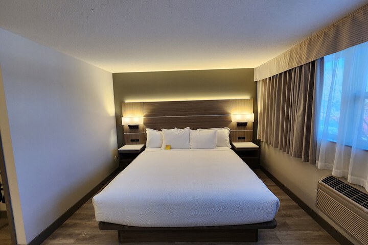 Days Inn & Conference Centre by Wyndham Penticton