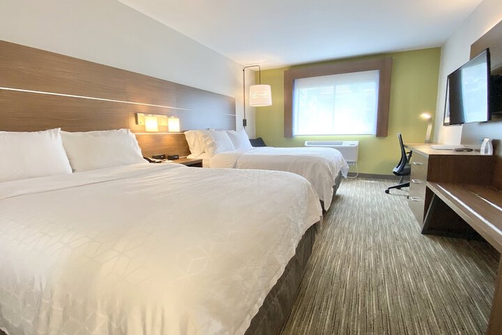 Room 18 of 33