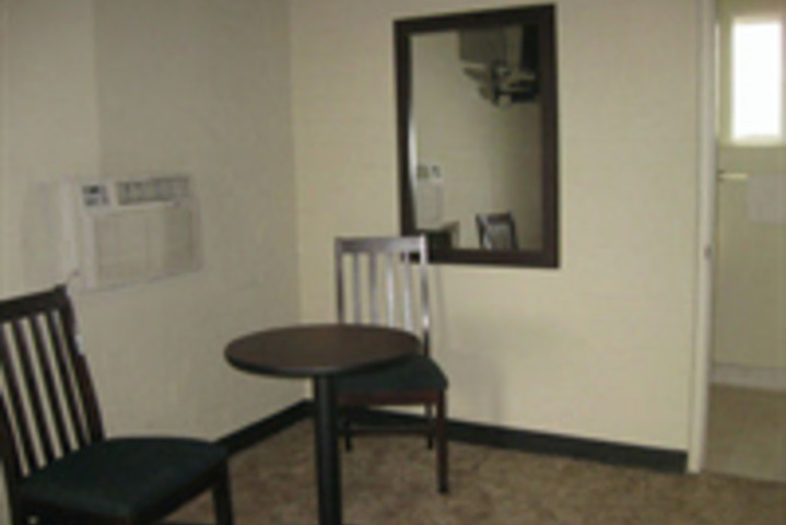 MOTEL 66