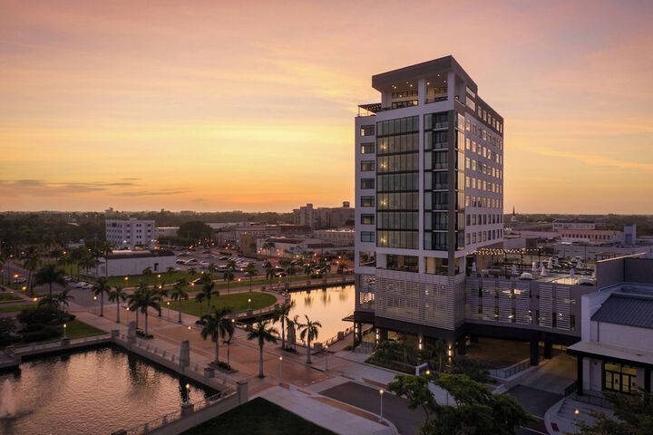 Luminary Hotel & Co. Autograph Collection