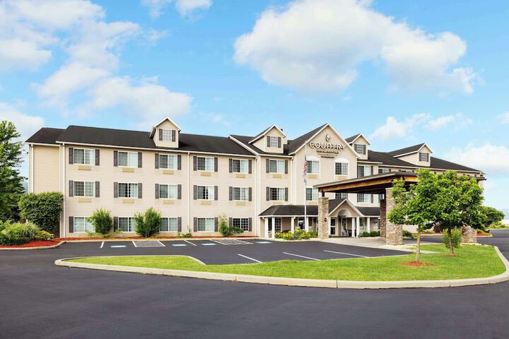 Country Inn & Suites by Radisson Big Flats (Elmira), NY