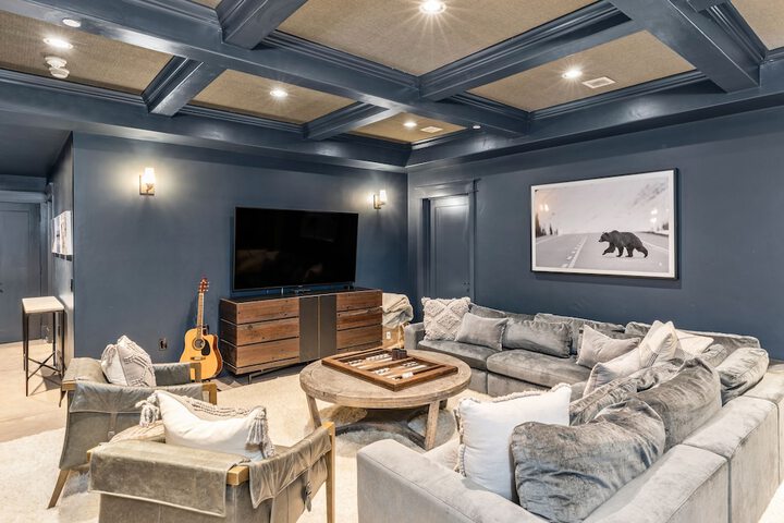 Element 52 Auberge Collection