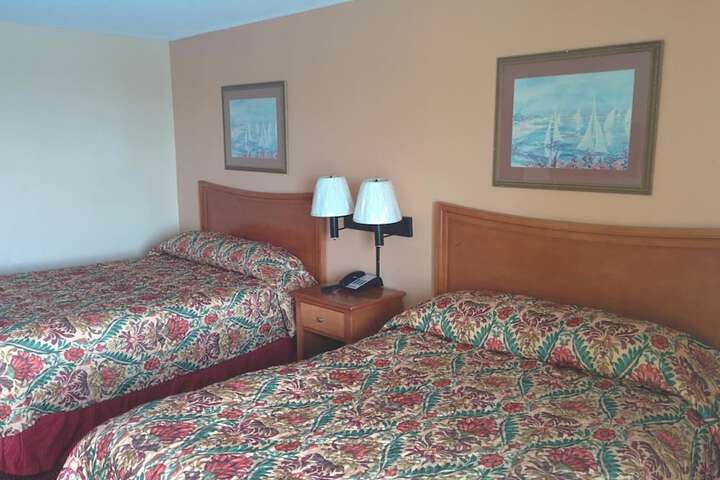 Room 18 of 28