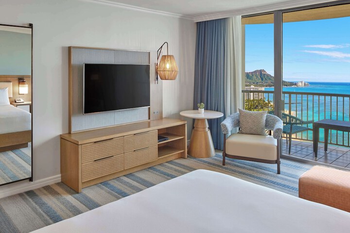 Hilton Hawaiian Village Waikiki Beach Resort