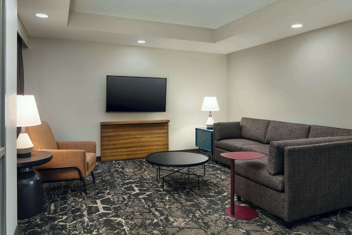 Room 35 of 51