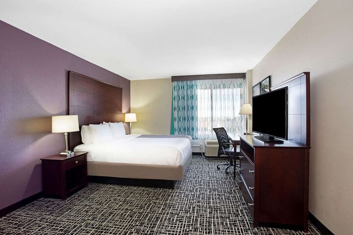 Room 46 of 81
