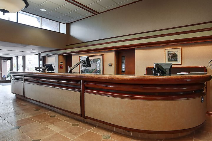 Hotel Interior 10 of 34