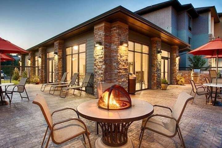 Best Western Plus Dayton Hotel & Suites