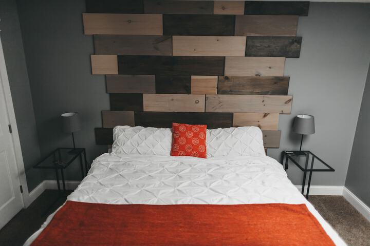 Room 16 of 38