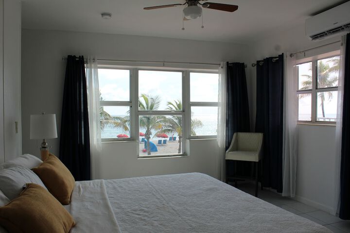Room 32 of 39