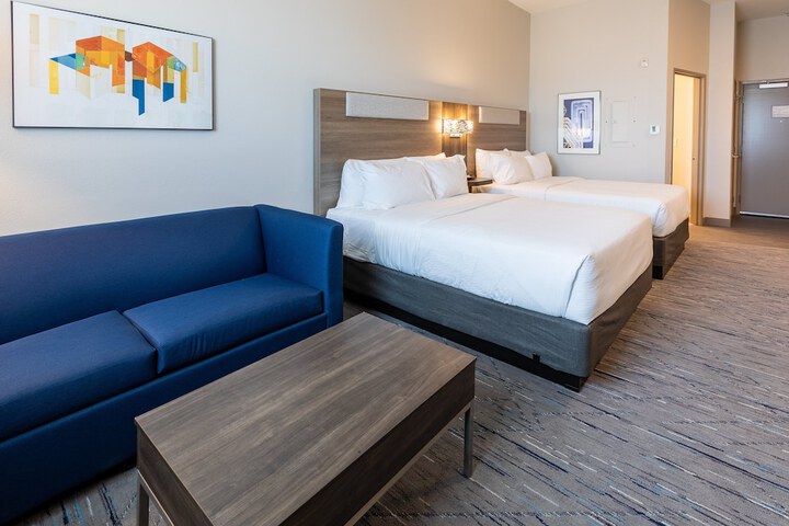 Room 40 of 57