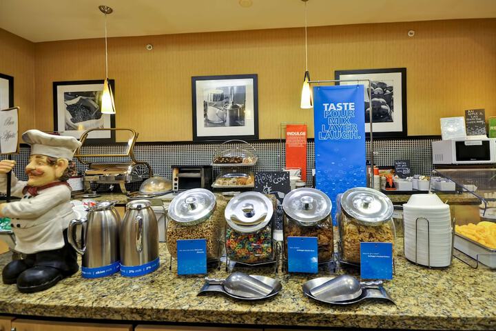 Breakfast/Coffee Service 39 of 47