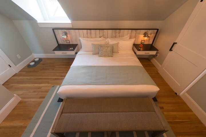 Room 36 of 59