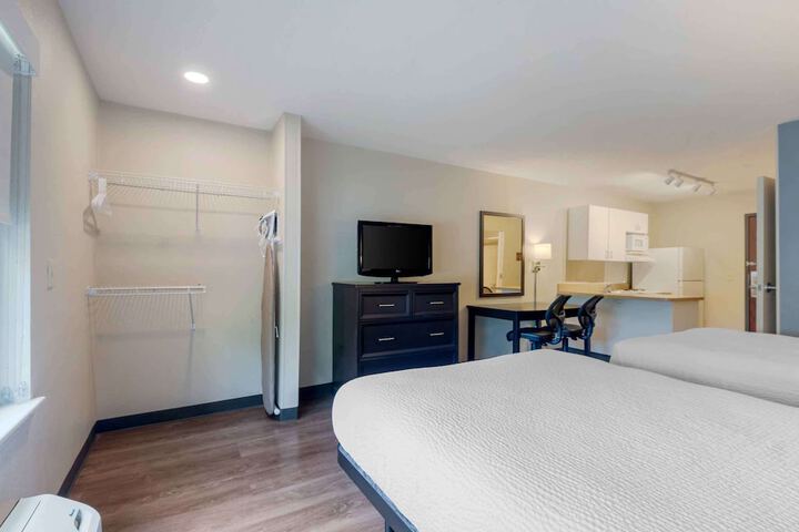 Room 21 of 24